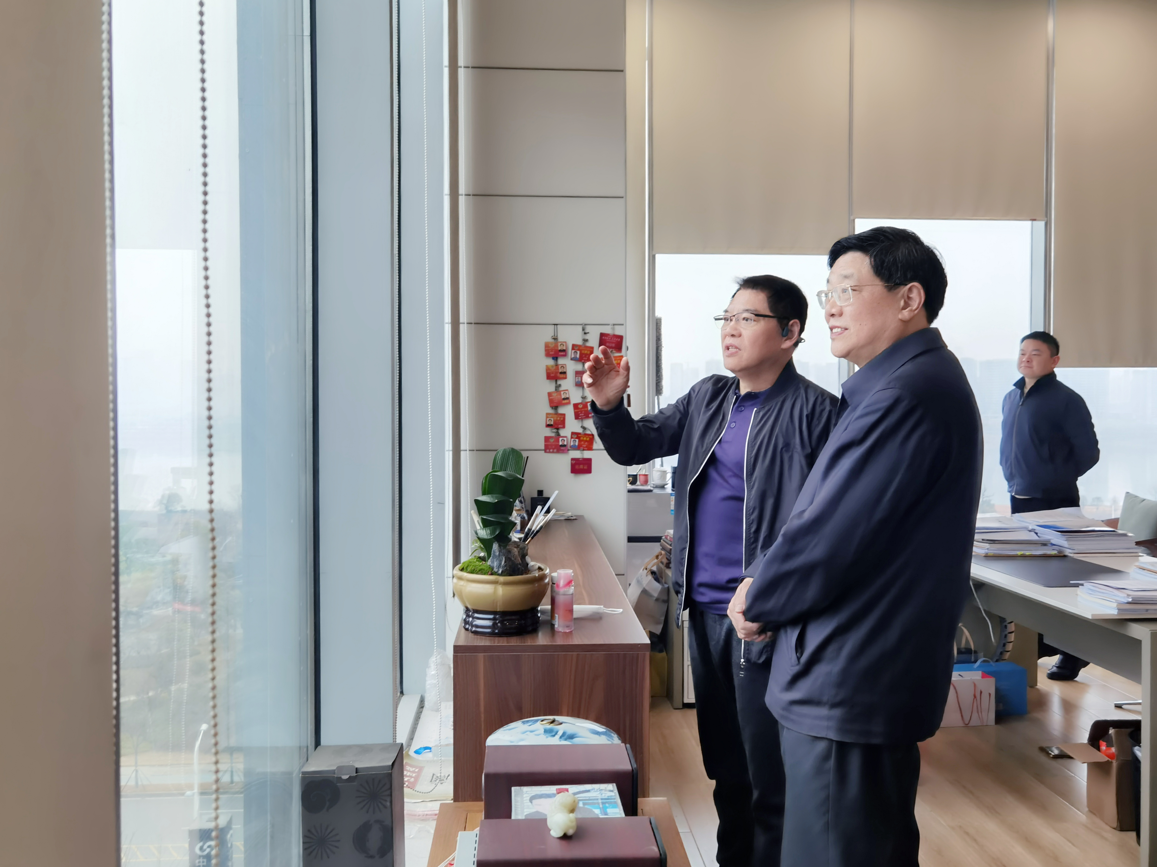 省政协贺安杰副主席调研 (3)_副本.jpg