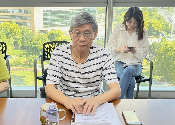 刘茂松2.jpg
