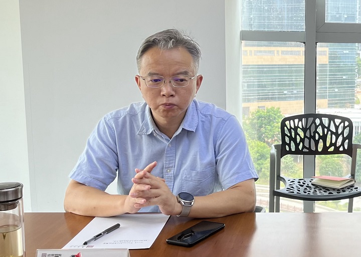 吴青.jpg